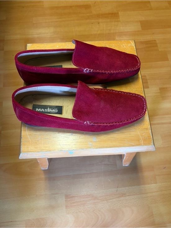 Massimo Red Suede Slip-On Loafers - Men\'s Casual Moccasins